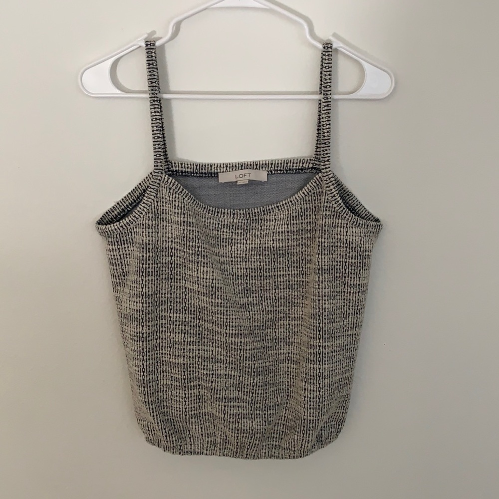 LOFT BLACK AND WHITE TANK ELASTIC AT BOTTOM
